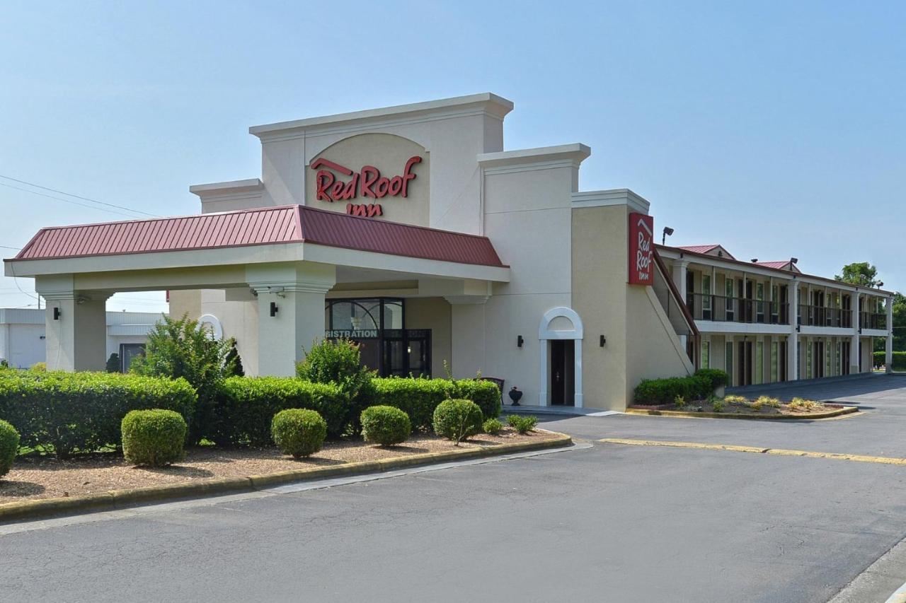 Red Roof Inn Dalton Exterior photo